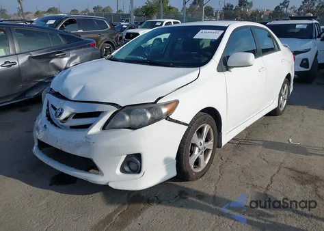 2012 Toyota Corolla S/Le z USA, uszkodzony, nr VIN 2T1BU4EE5CC810467